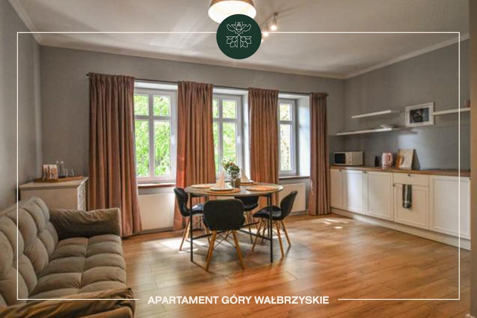 Apartamenty Przy Zamkowej W Walbrzychu Екстер'єр фото